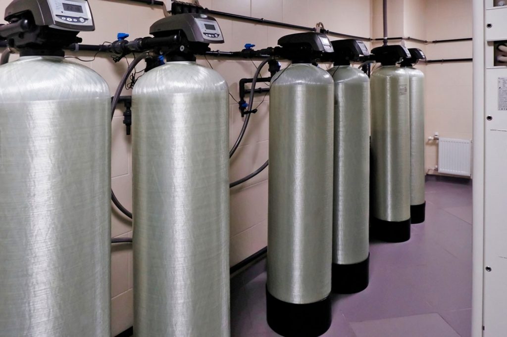 several-water-softener-filters-for-water-stand-in-a-row-water-treatment-system-ecology-2056758347-transformed-1024x681 several-water-softener-filters-for-water-stand-in-a-row-water-treatment-system-ecology-2056758347-transformed-1024x681